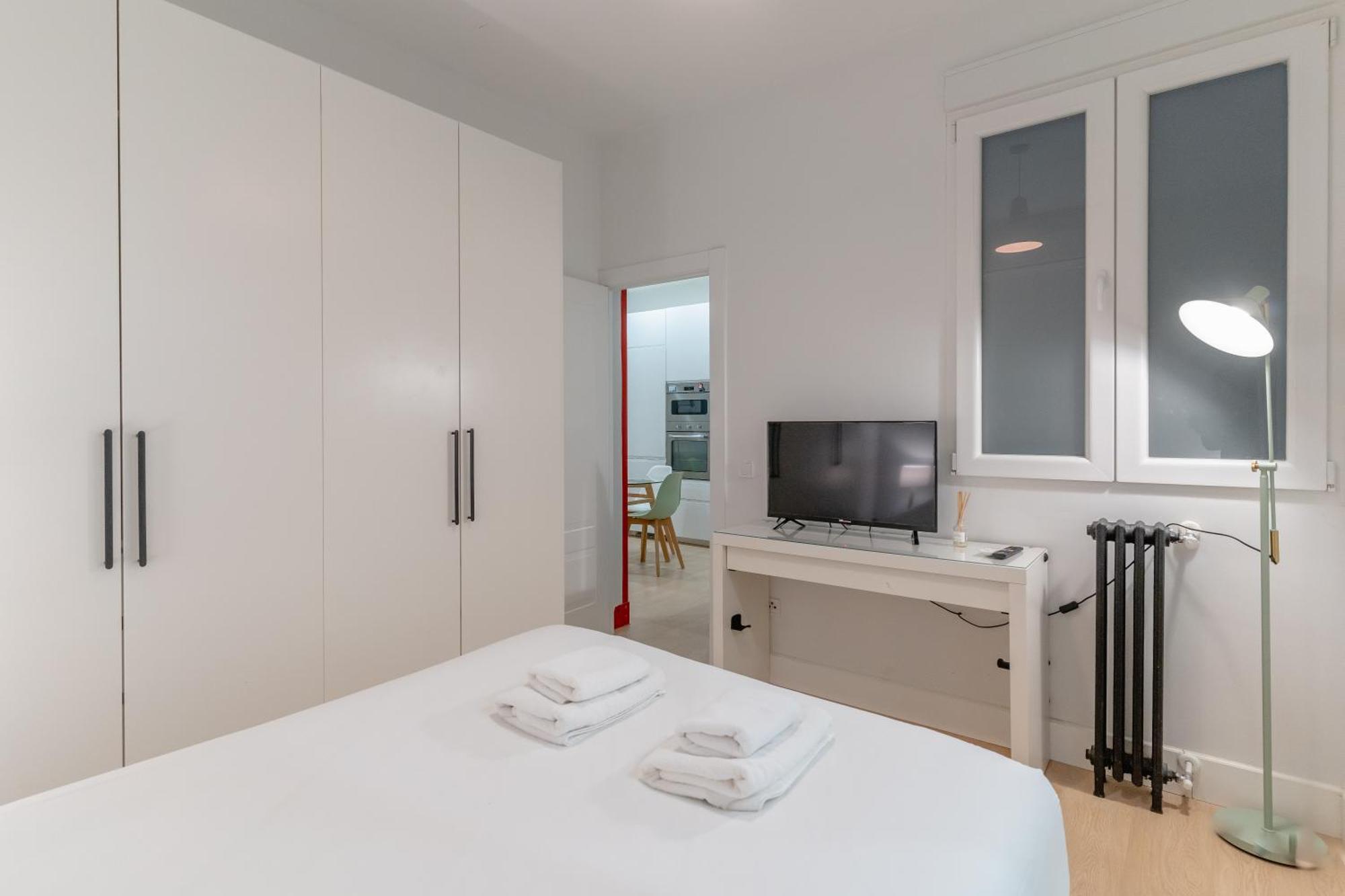 Cozy And Central-1Bd 1Bth- Cortes Madri Exterior foto