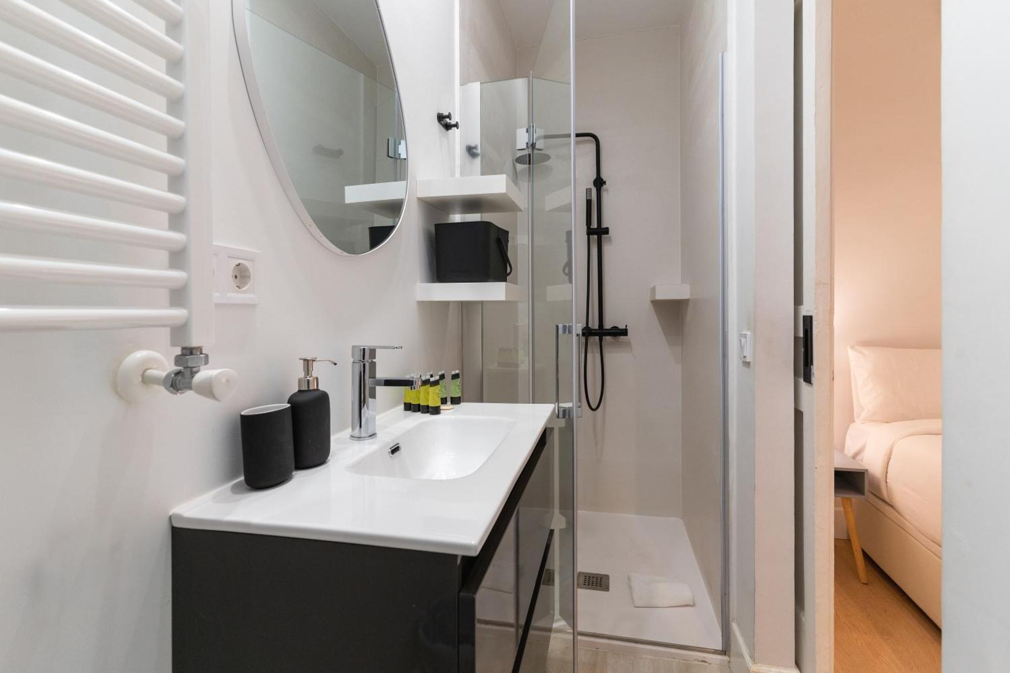 Cozy And Central-1Bd 1Bth- Cortes Madri Exterior foto